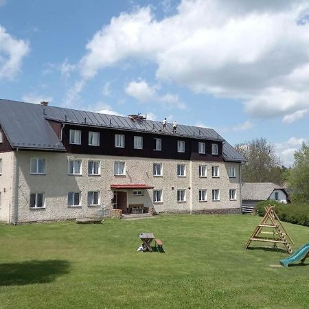 Hotel Rohanov Lhota nad Rohanovem Bagian luar foto