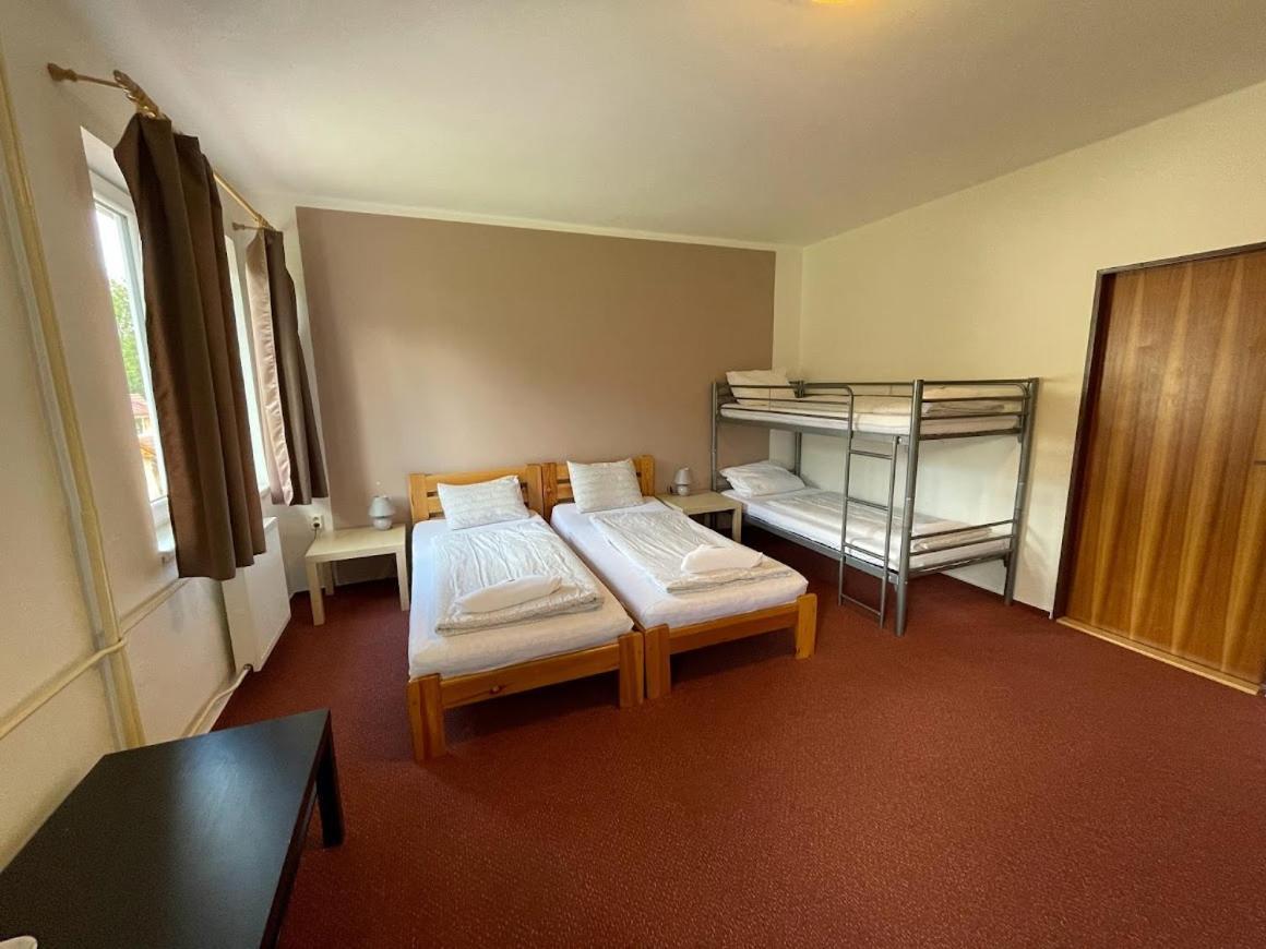 Hotel Rohanov Lhota nad Rohanovem Bagian luar foto