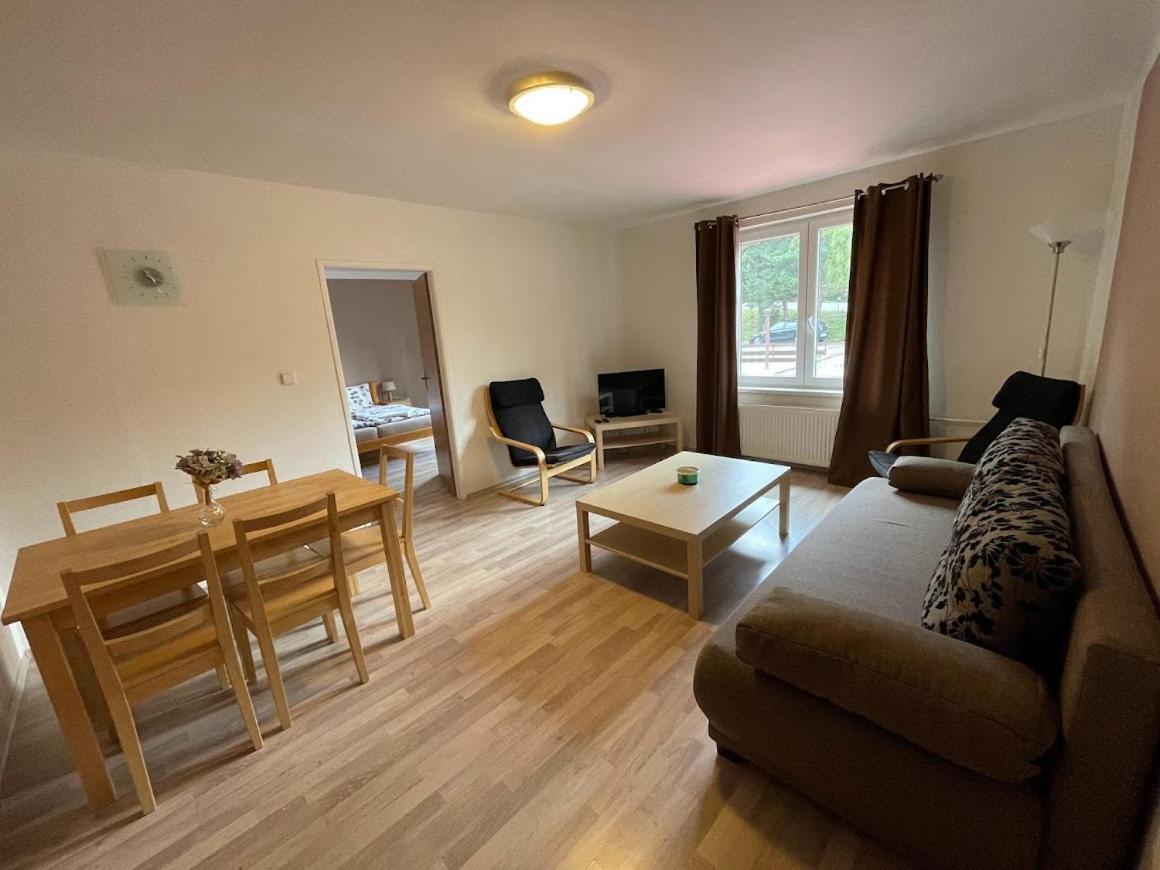 Hotel Rohanov Lhota nad Rohanovem Bagian luar foto
