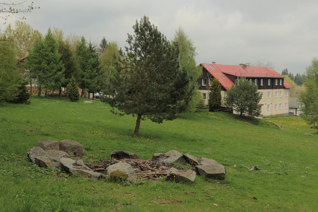 Hotel Rohanov Lhota nad Rohanovem Bagian luar foto