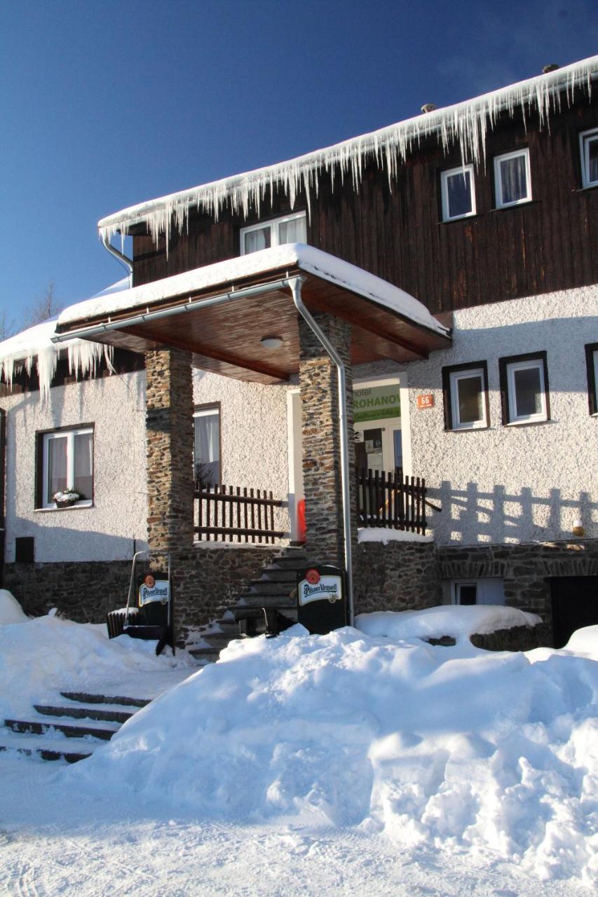 Hotel Rohanov Lhota nad Rohanovem Bagian luar foto