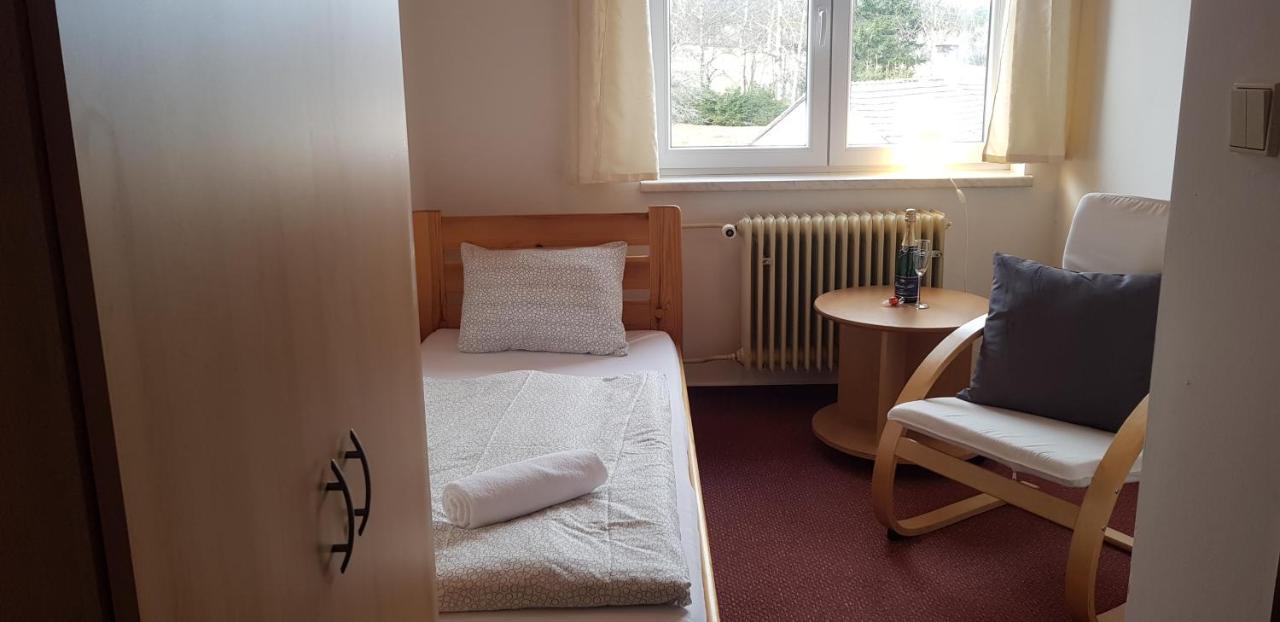 Hotel Rohanov Lhota nad Rohanovem Bagian luar foto